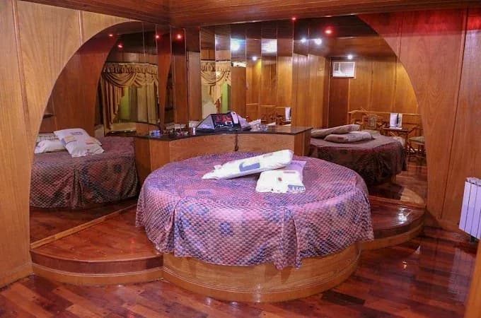 Hotel Eros