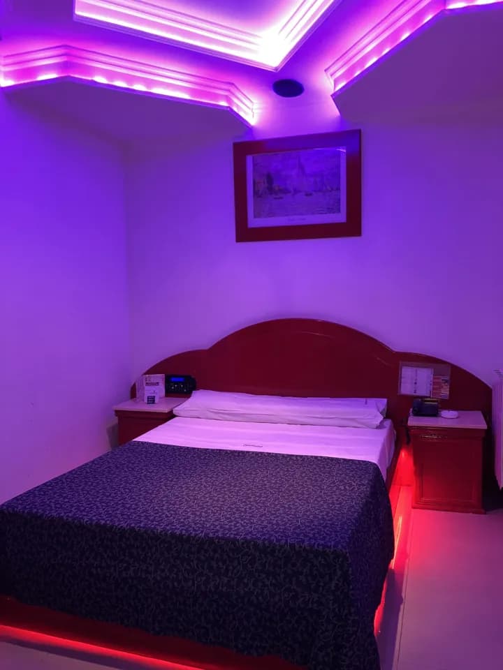 Hotel Obsession
